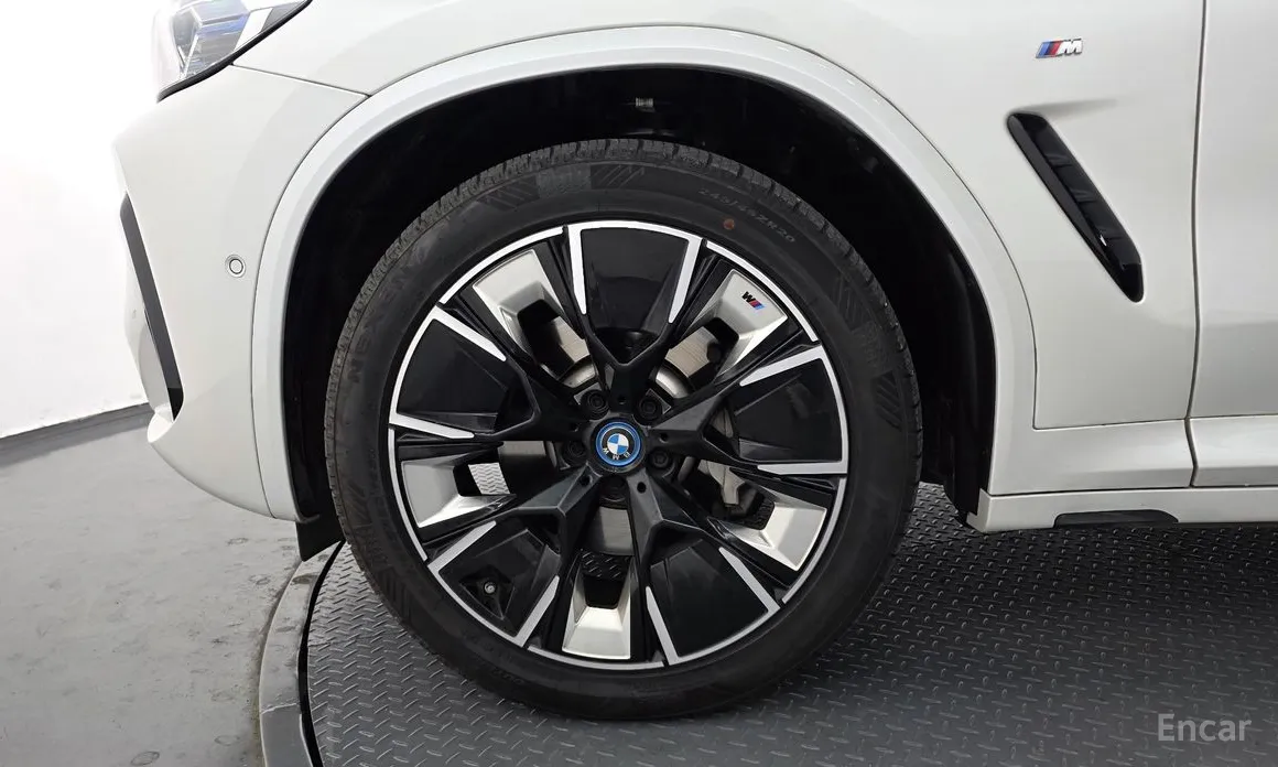 BMW iX3 2021 M Sports