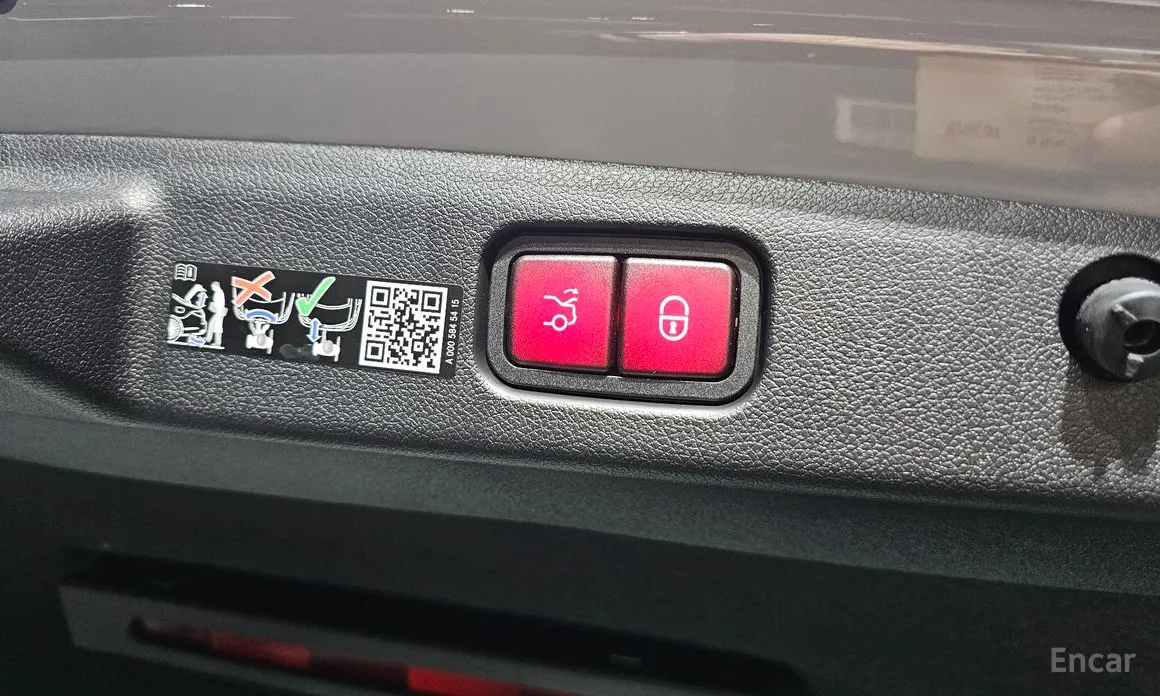 Mercedes-Benz E-Class 2024 E200 Avantgarde Limited