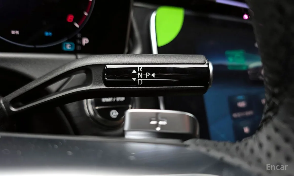 Mercedes-Benz E-Class 2024 E200 Avantgarde Limited