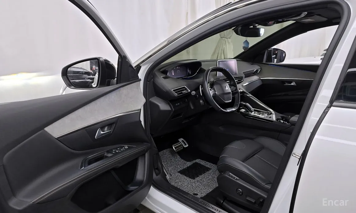 Peugeot 5008 2017 1.2 Pure Tech GT Pack