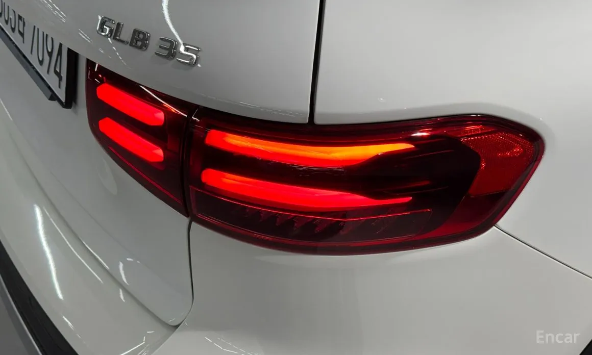 Mercedes-Benz GLB-Class 2020 AMG GLB35 4MATIC