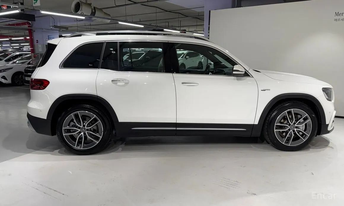 Mercedes-Benz GLB-Class 2020 AMG GLB35 4MATIC