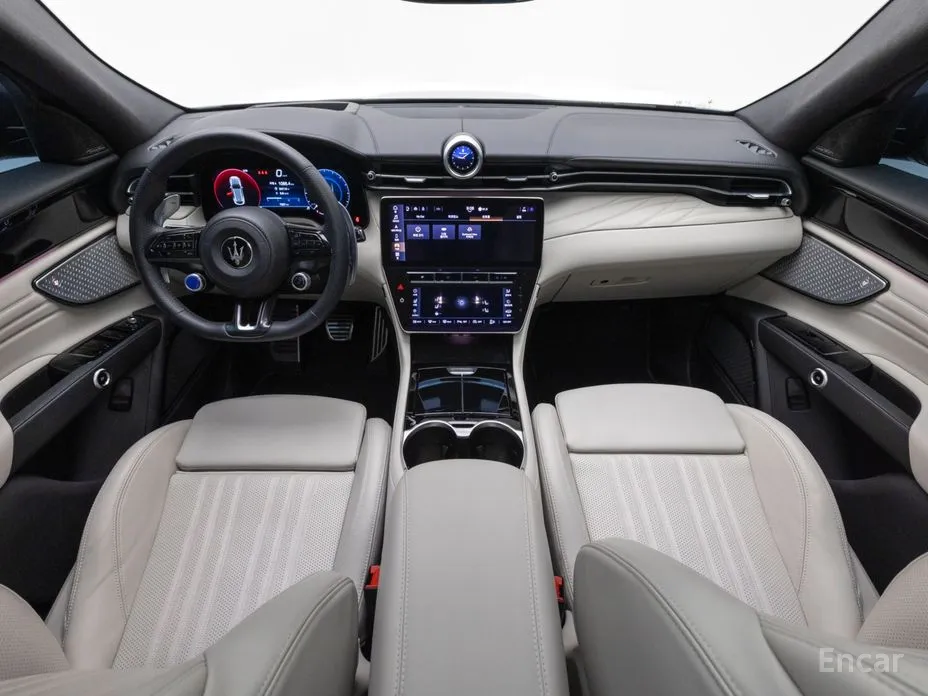 Maserati Grecale 2022 2.0 AWD Modena