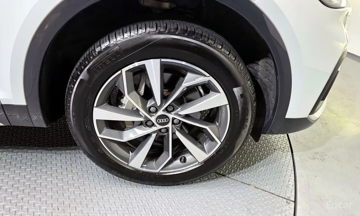 Audi Q5 2017 45 TFSI Quattro Sportback