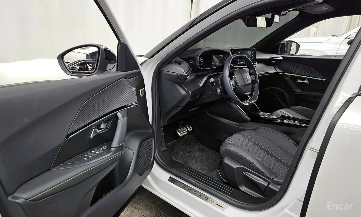 Peugeot 2008 2020 EV GT