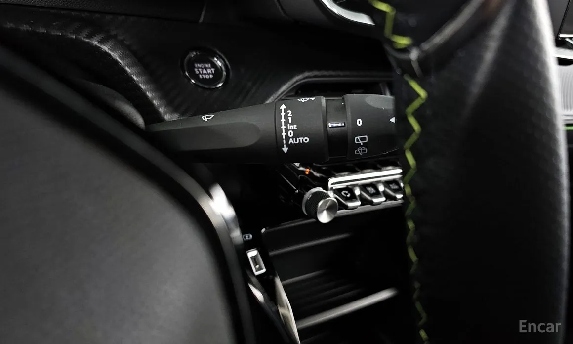 Peugeot 2008 2020 EV GT