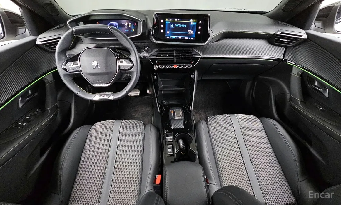 Peugeot 2008 2020 EV GT