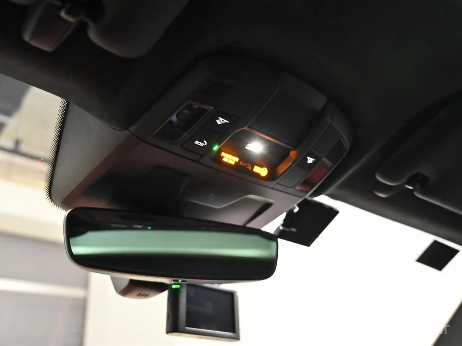 Porsche 911 2019 Carrera 4 GTS