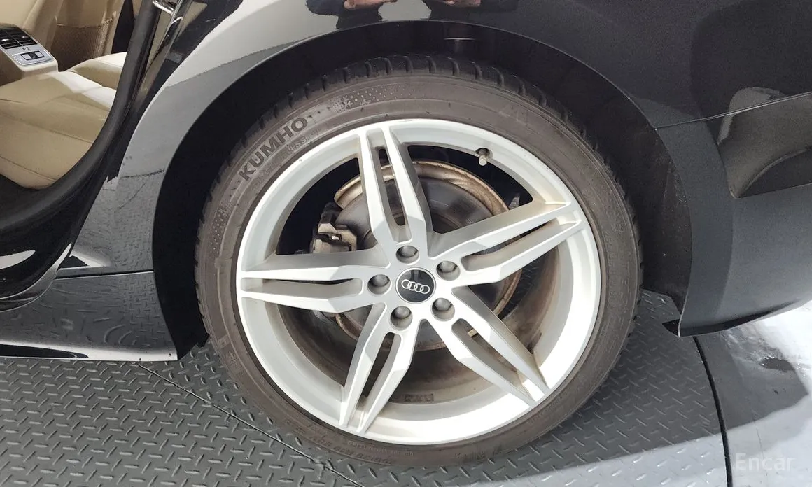 Audi A5 2017 40 TFSI Quattro Premium Sportback