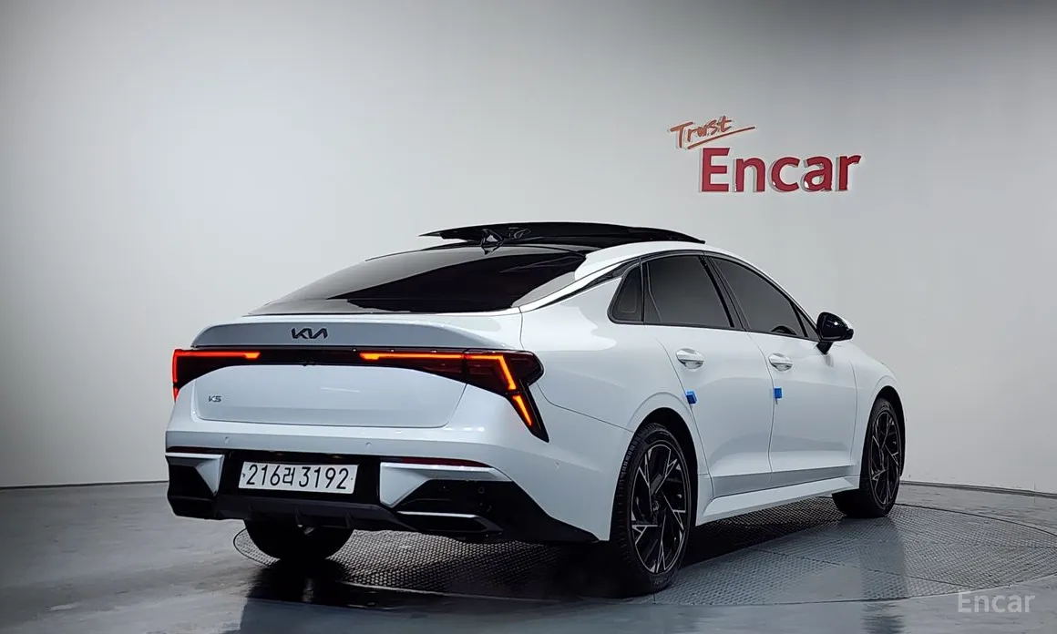 Kia K5 2023 2.0