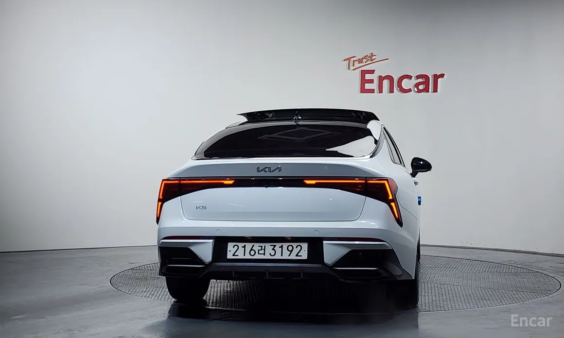 Kia K5 2023 2.0