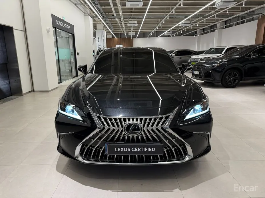 Lexus ES 2018 Luxury Plus