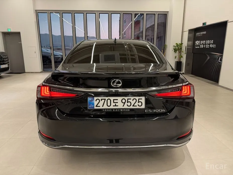 Lexus ES 2018 Luxury Plus