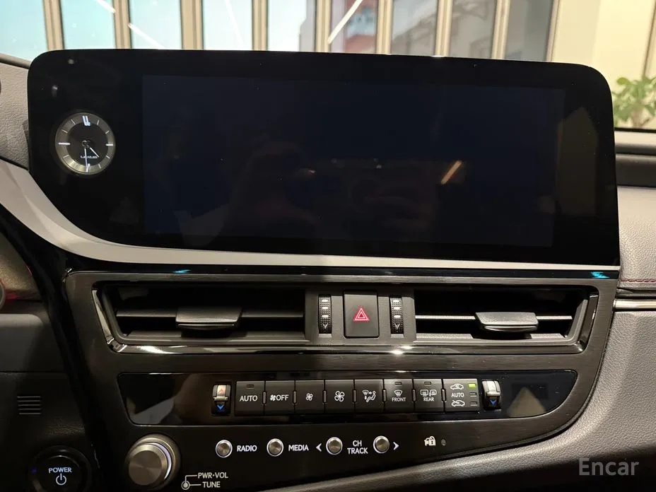 Lexus ES 2018 Luxury Plus