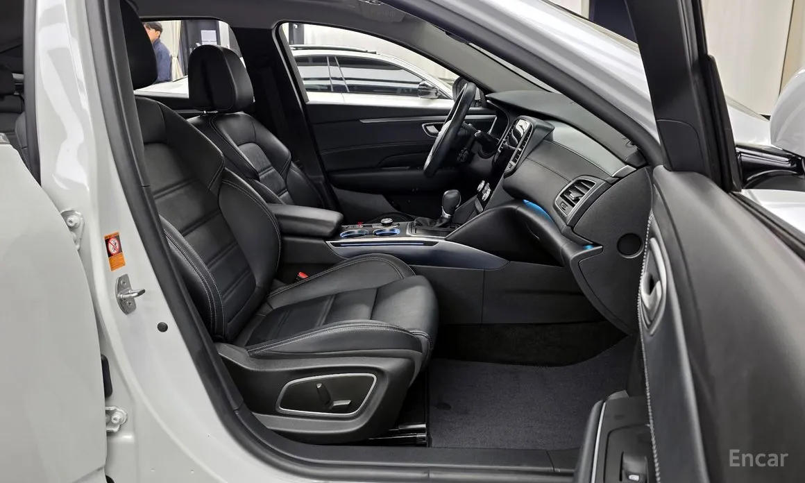 Renault SM6 2020 1.3 TCe LE