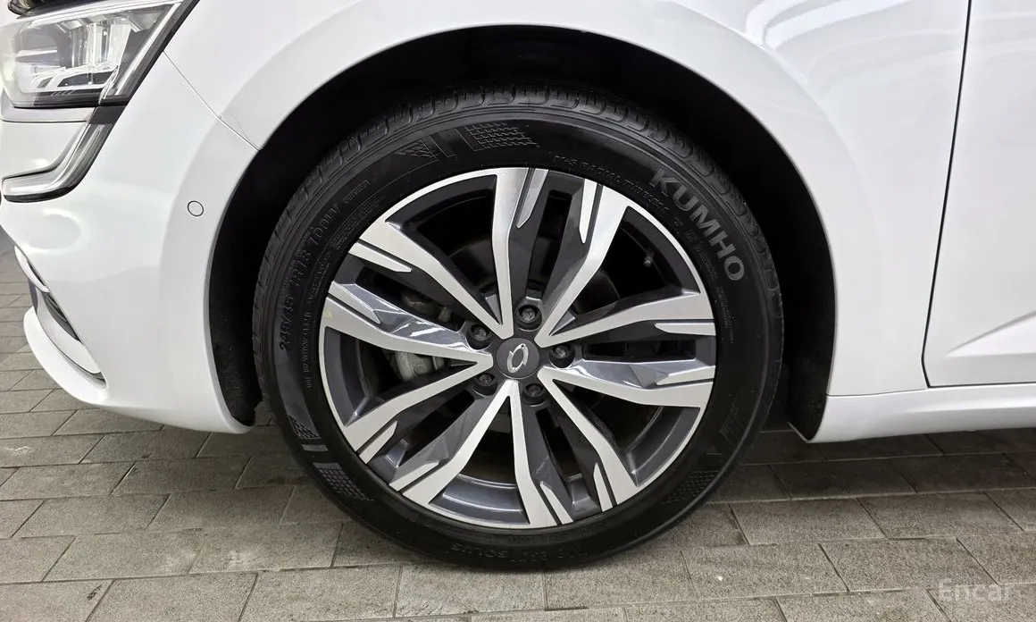 Renault SM6 2020 1.3 TCe LE