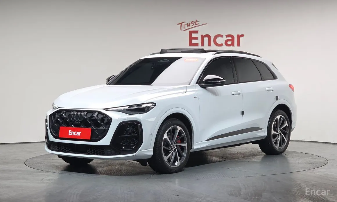 Audi Q5 2025 40 TDI Quattro S Line Black Edition