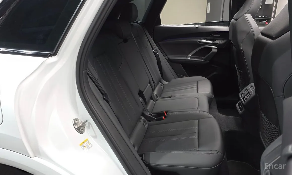 Audi Q5 2025 40 TDI Quattro S Line Black Edition