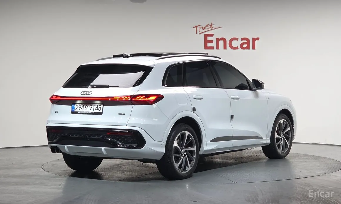 Audi Q5 2025 40 TDI Quattro S Line Black Edition
