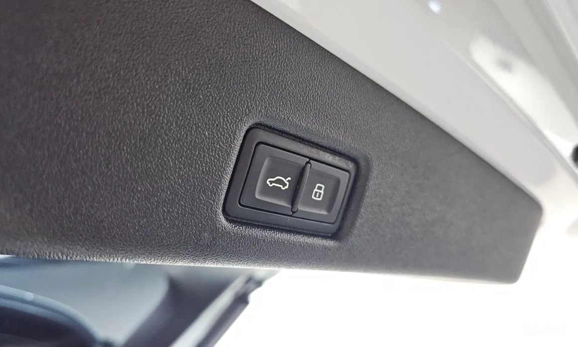 Audi Q5 2025 40 TDI Quattro S Line Black Edition