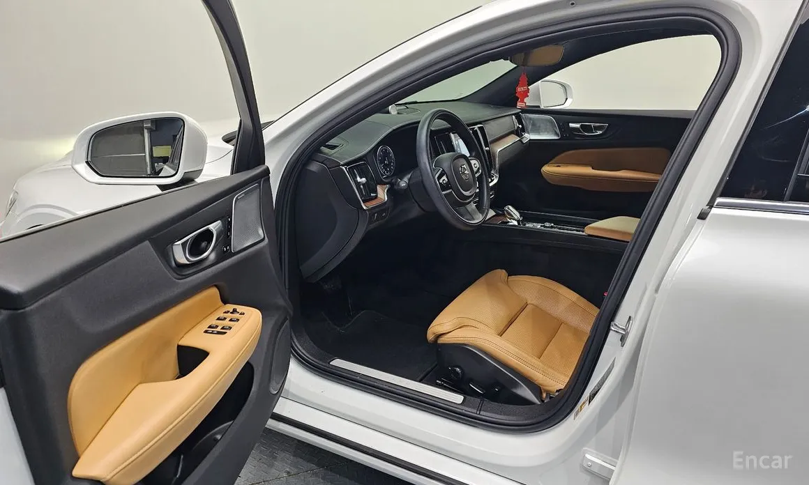 Volvo S60 2019 B5 Inscription