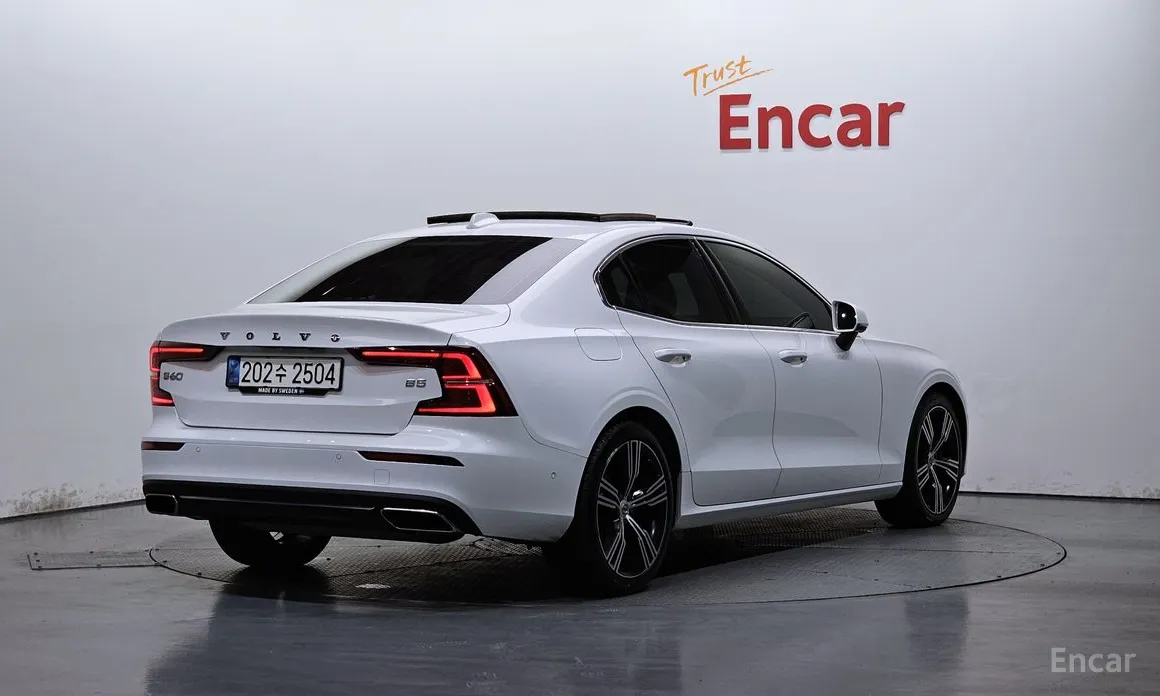 Volvo S60 2019 B5 Inscription