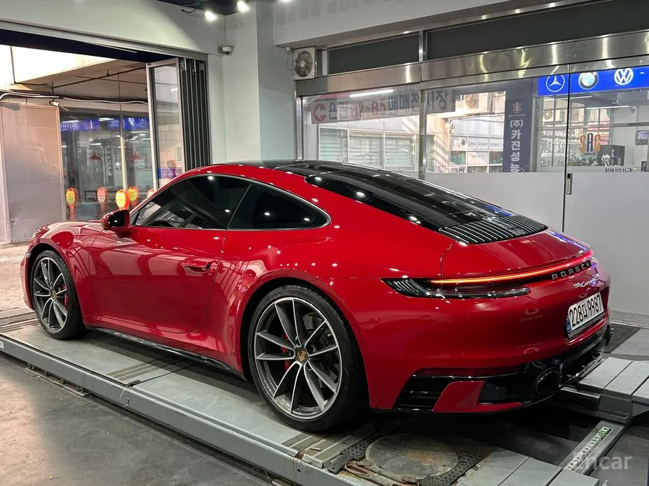 Porsche 911 2019 Carrera 4S