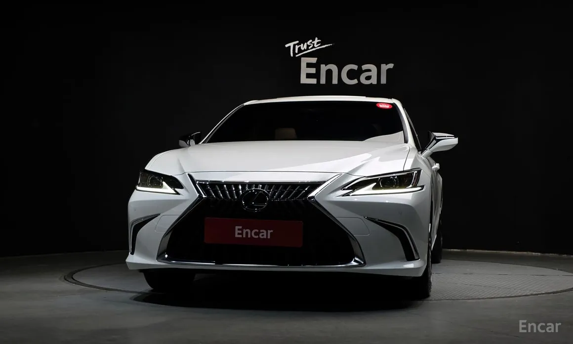 Lexus ES 2018 Luxury Plus