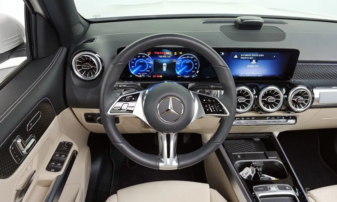 Mercedes-Benz EQB 2022 EQB300 4MATIC Progressive