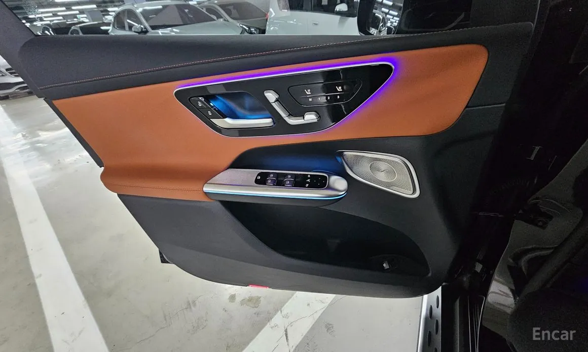 Mercedes-Benz GLC-Class 2023 GLC 300 4MATIC Avantgarde