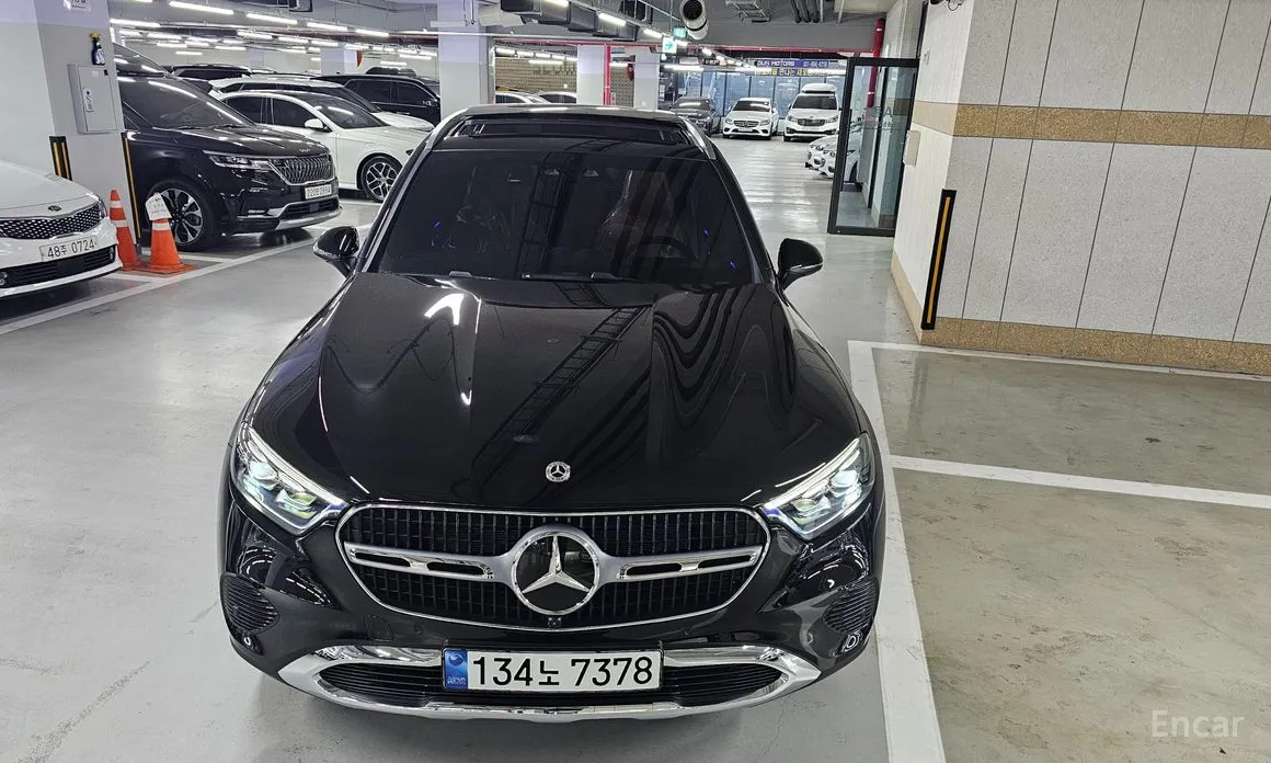 Mercedes-Benz GLC-Class 2023 GLC 300 4MATIC Avantgarde