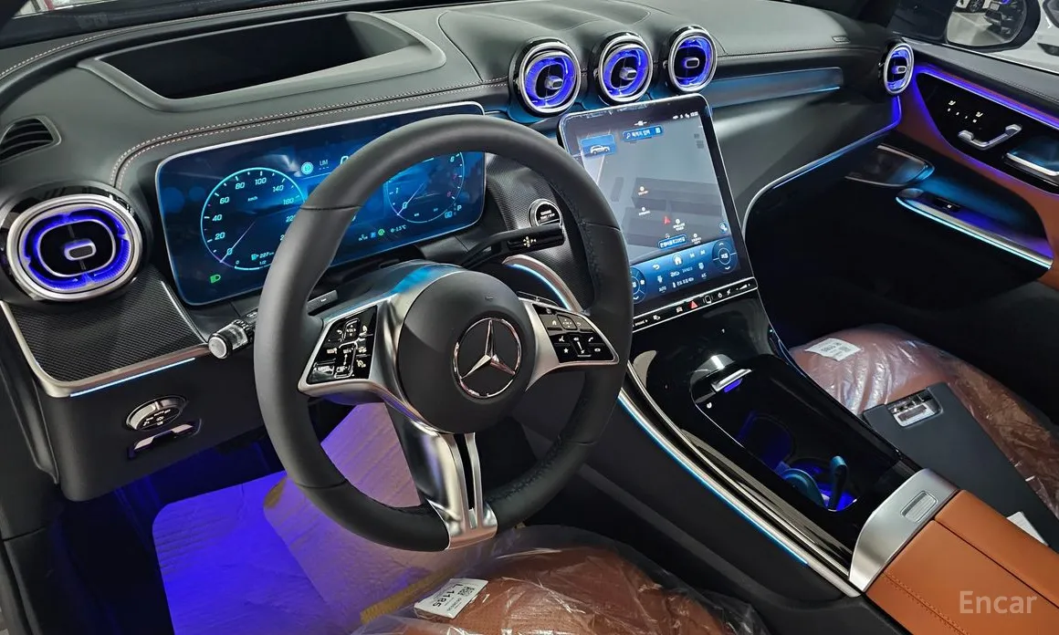 Mercedes-Benz GLC-Class 2023 GLC 300 4MATIC Avantgarde