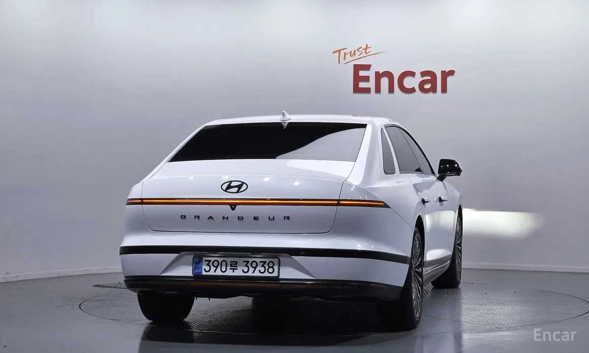 Hyundai Grandeur 2022 Honors