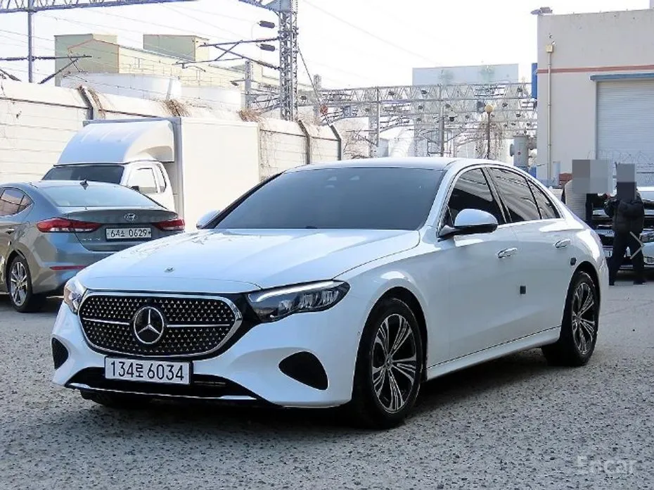 2024 Mercedes-Benz E-Class