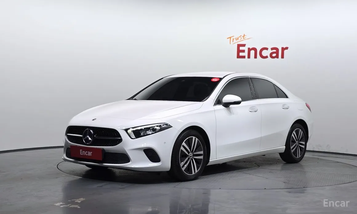 Mercedes-Benz A-Class 2019 A200d Sedan