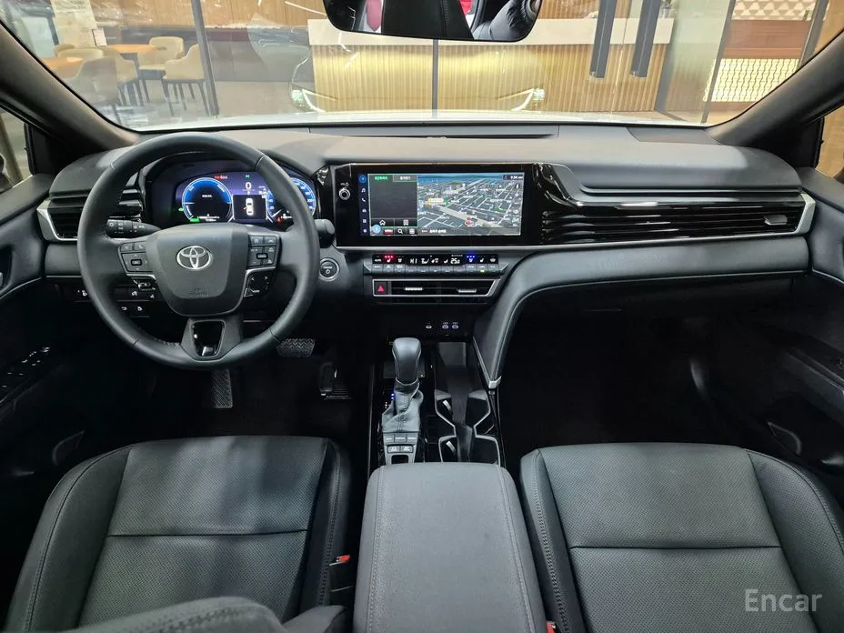 Toyota Camry 2024 2.5 XLE Hybrid