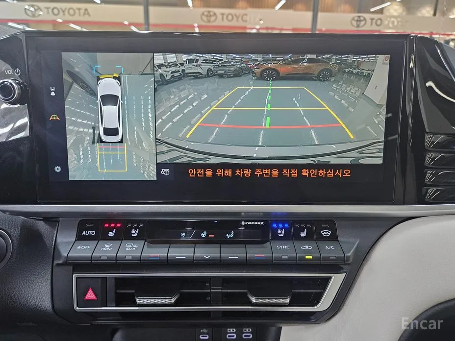 Toyota Camry 2024 2.5 XLE Premium Hybrid