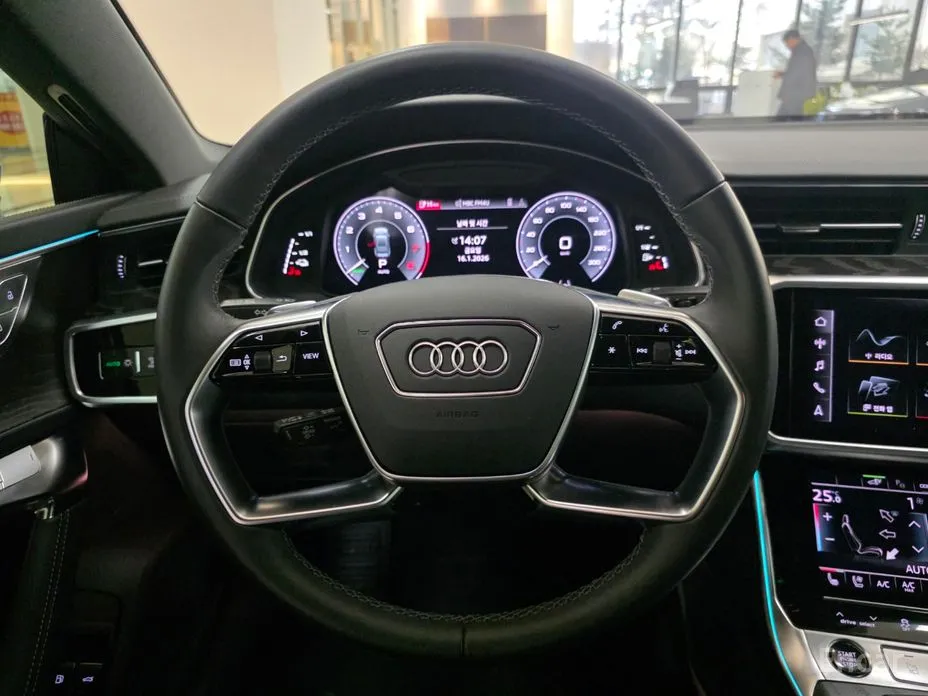 Audi A7 2018 55 TFSI e Quattro Premium