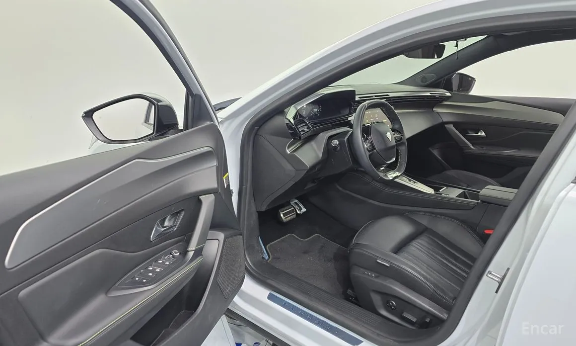 Peugeot 408 2023 1.2 Pure Tech GT