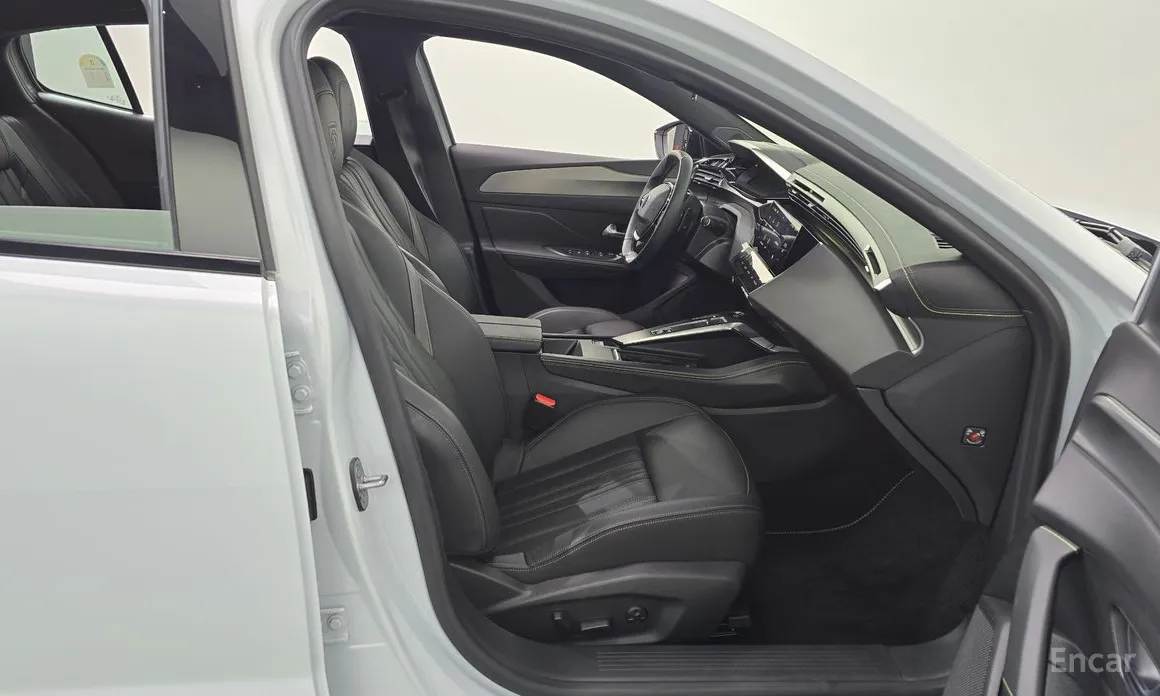 Peugeot 408 2023 1.2 Pure Tech GT