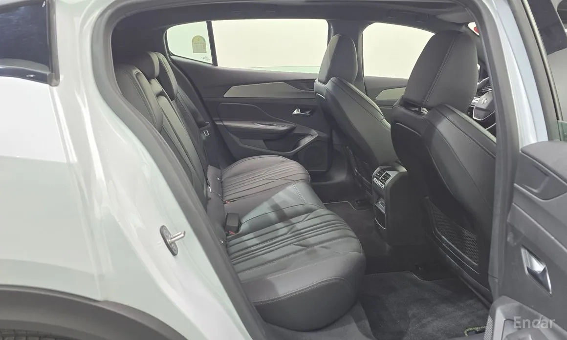 Peugeot 408 2023 1.2 Pure Tech GT