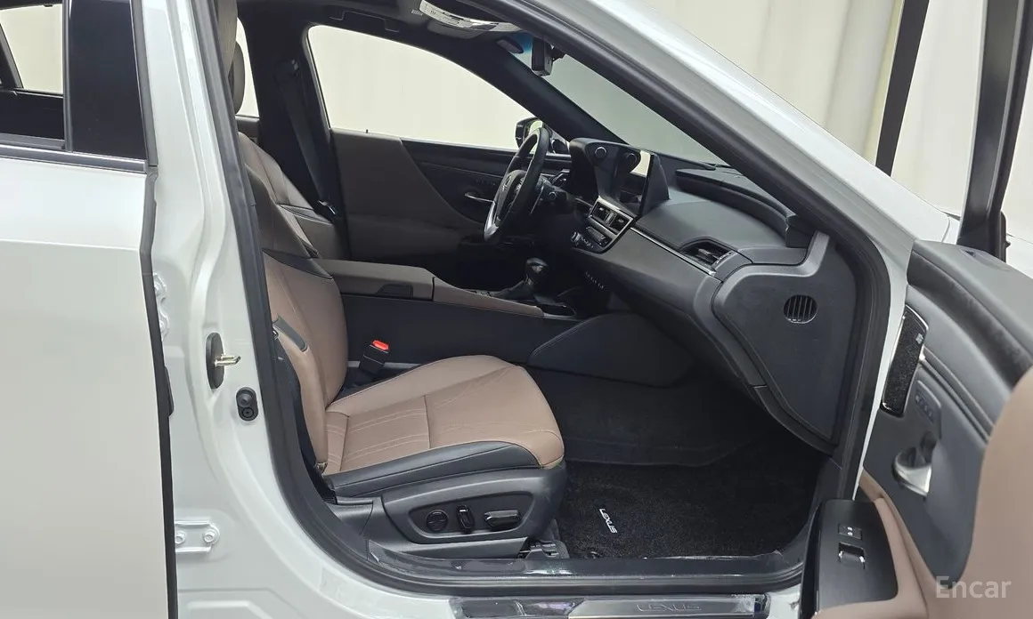 Lexus ES 2018 Executive