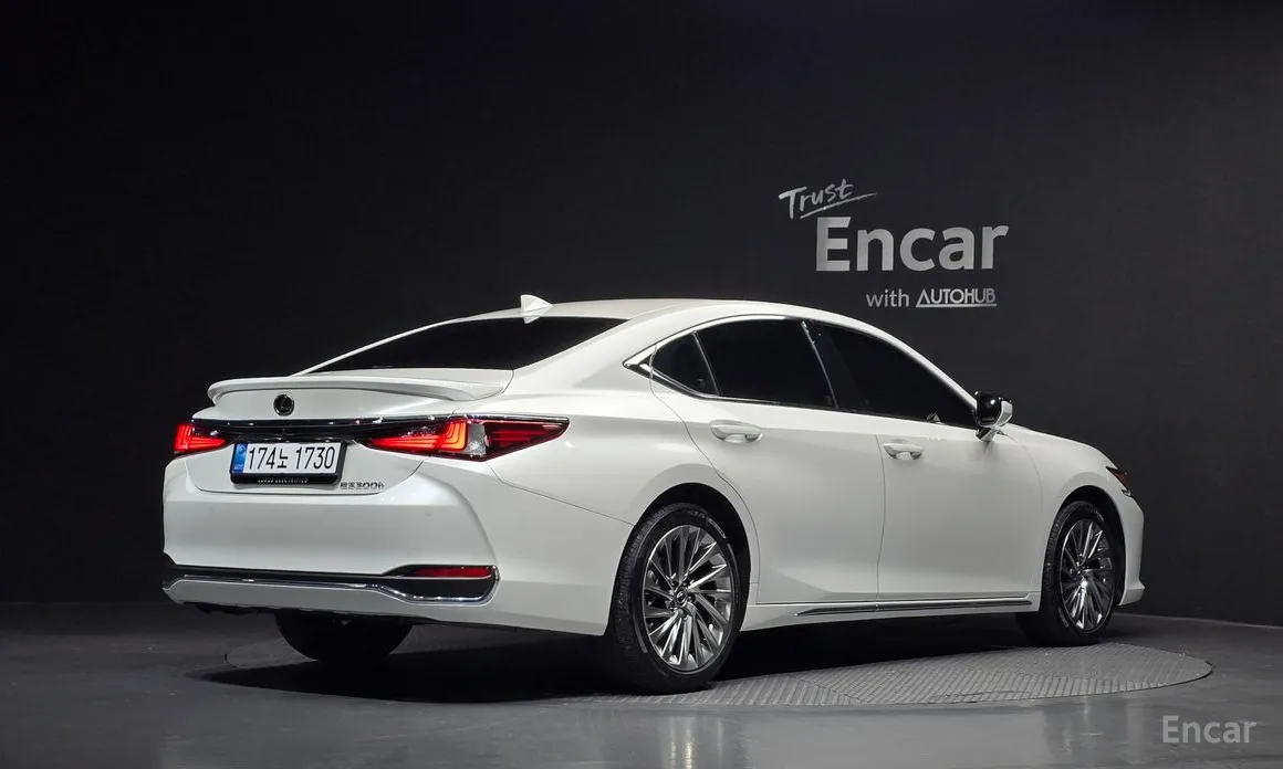 Lexus ES 2018 Executive