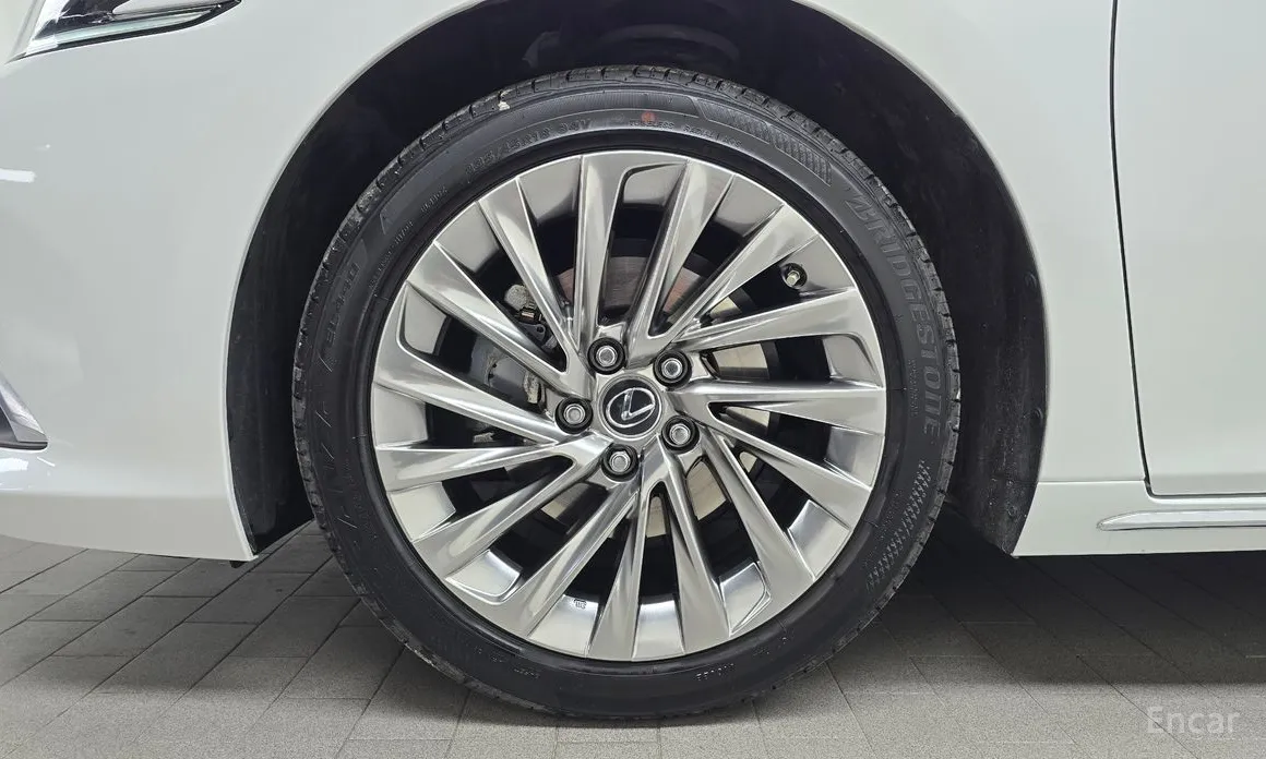 Lexus ES 2018 Executive