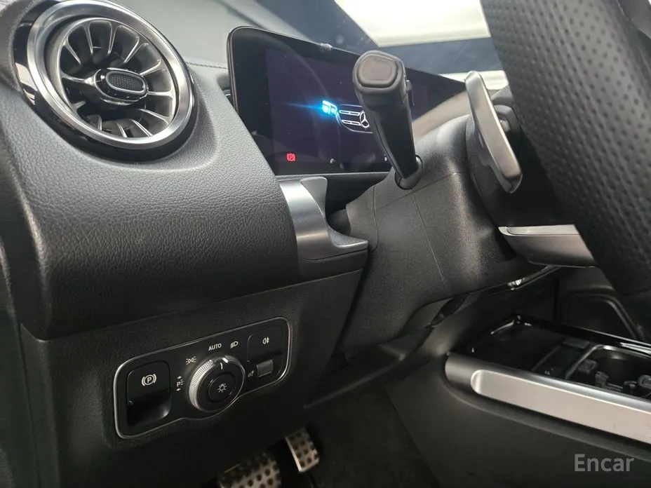 Mercedes-Benz GLB-Class 2020 GLB250 4MATIC