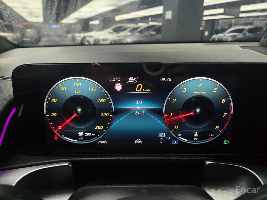 Mercedes-Benz GLB-Class 2020 GLB250 4MATIC