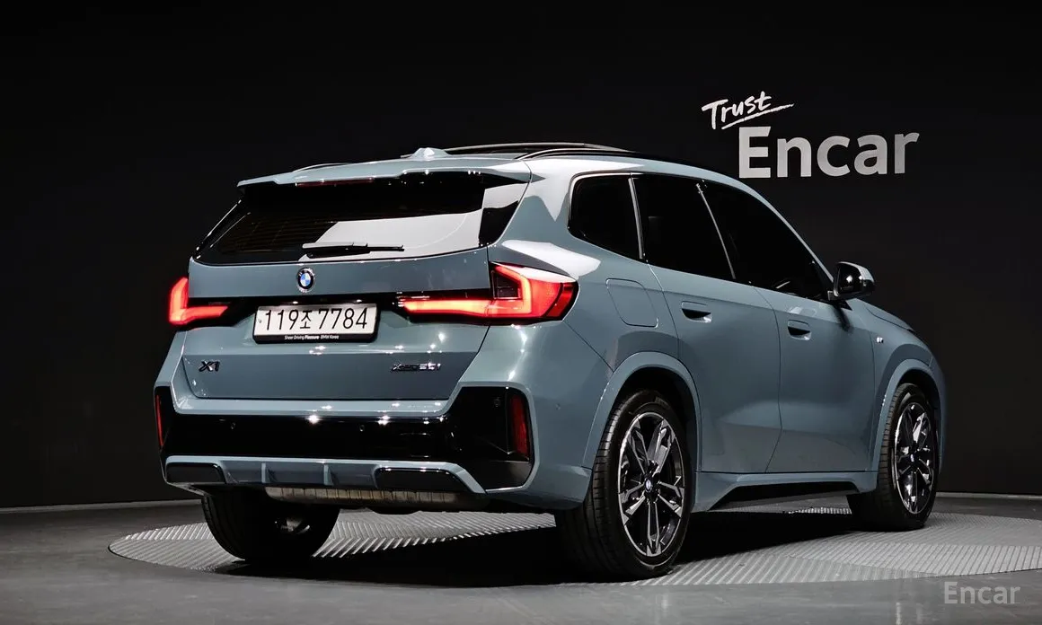 BMW X1 2023 xDrive 20i M Sport