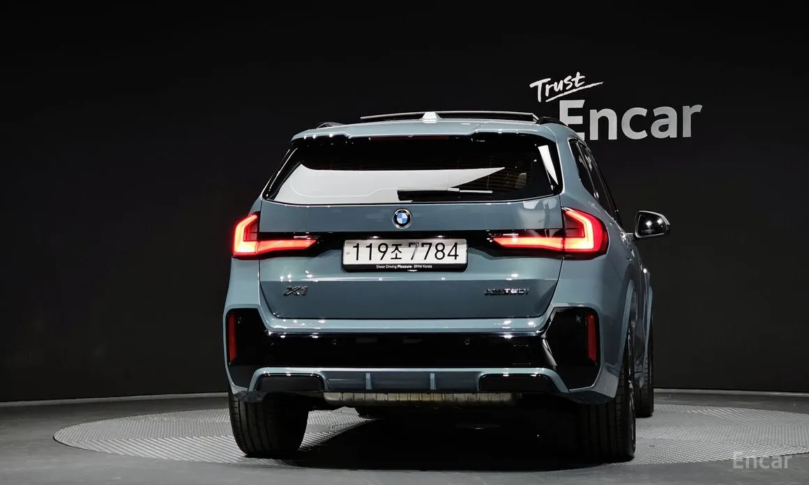 BMW X1 2023 xDrive 20i M Sport