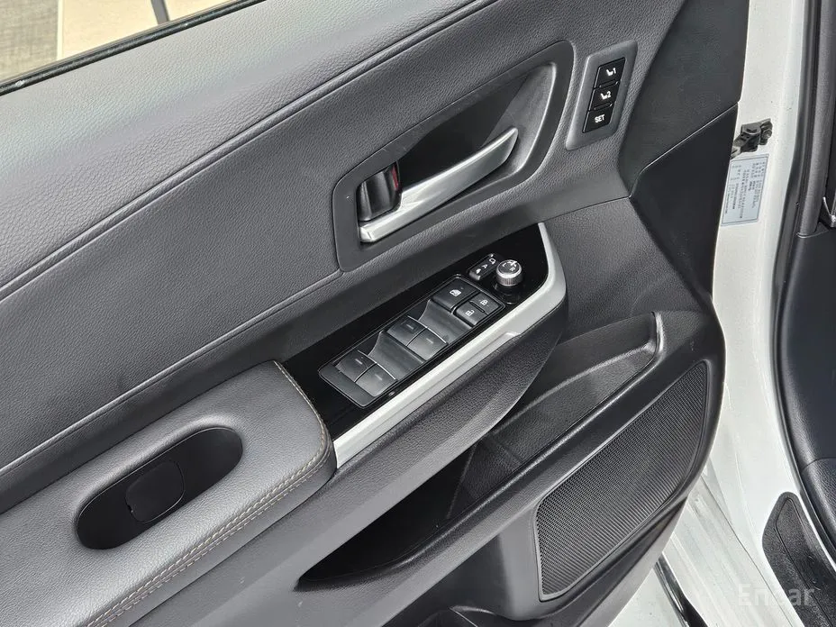 Toyota Sienna 2020 2.5 Hybrid 2WD