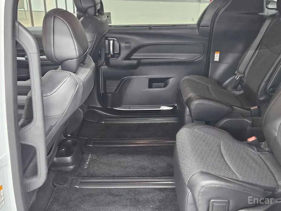 Toyota Sienna 2020 2.5 Hybrid 2WD